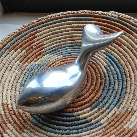 Vintage MC Hoselton Aluminum Whale Sculpture Sign and numbered Numbered 991 - Picture 1 of 7